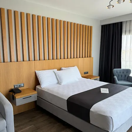 The Rest Port Argento فندق