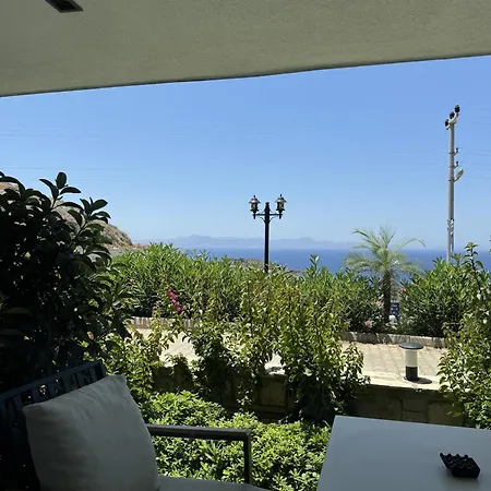 The Rest Port Argento Hotel