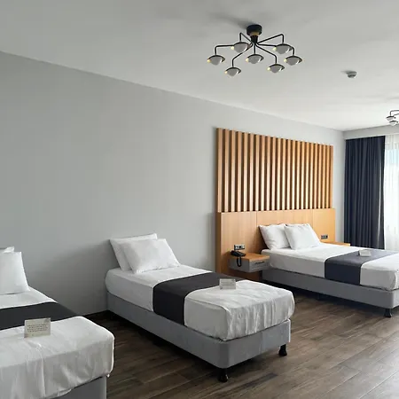 The Rest Port Argento Hotel