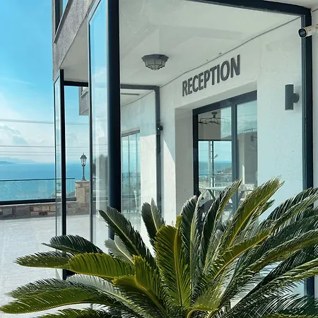 The Rest Port Argento Hotel *