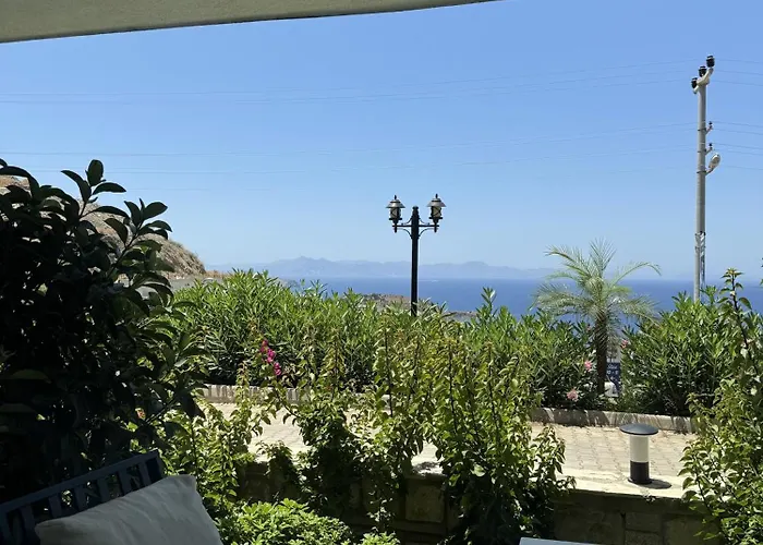 The Rest Port Argento Hotel