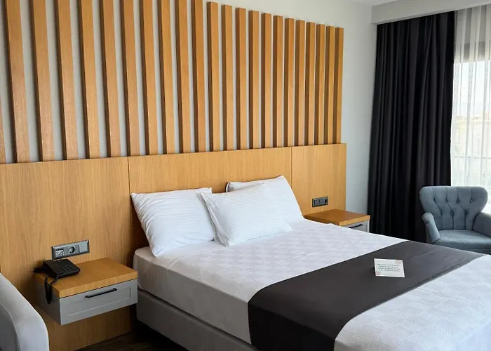 The Rest Port Argento Hotel