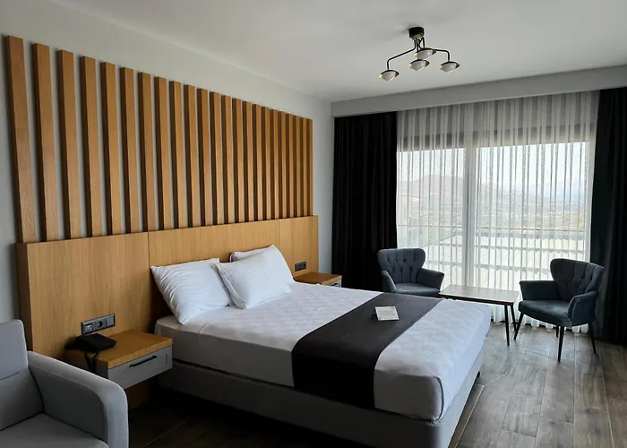 The Rest Port Argento Hotel *