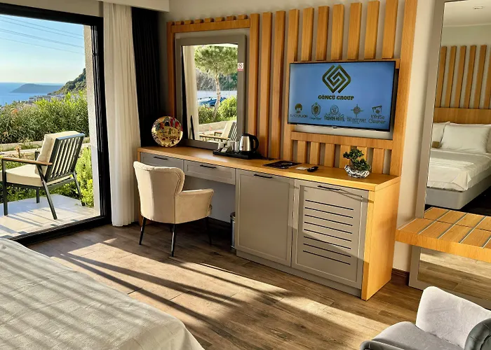 The Rest Port Argento Hotel